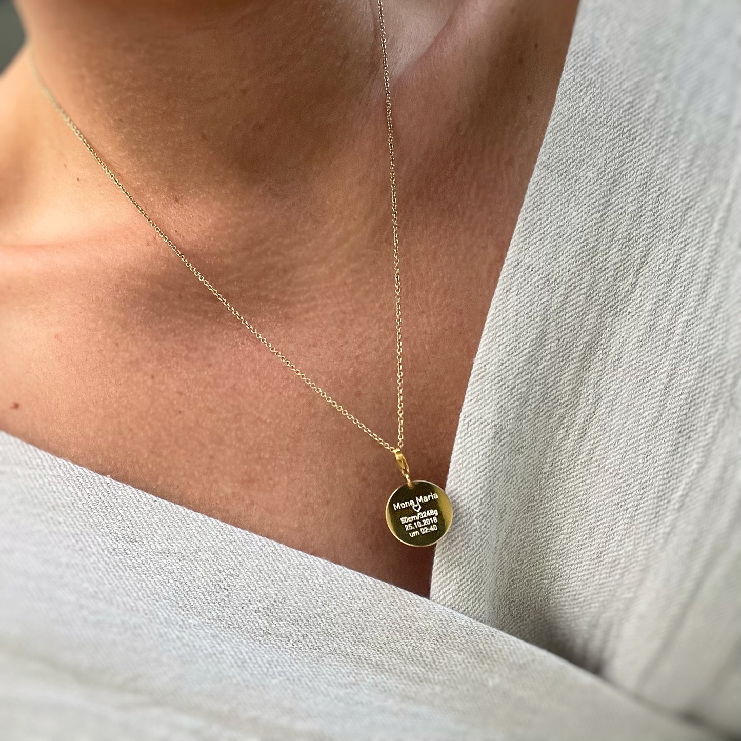 Chain pendant gold 18mm with carabiner / TEXT ENGRAVING