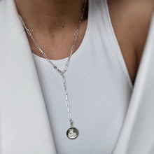Charger l'image dans la galerie, COLLIER DENISE AVEC PENDENTIF ARGENT / PHOTOGRAVURE